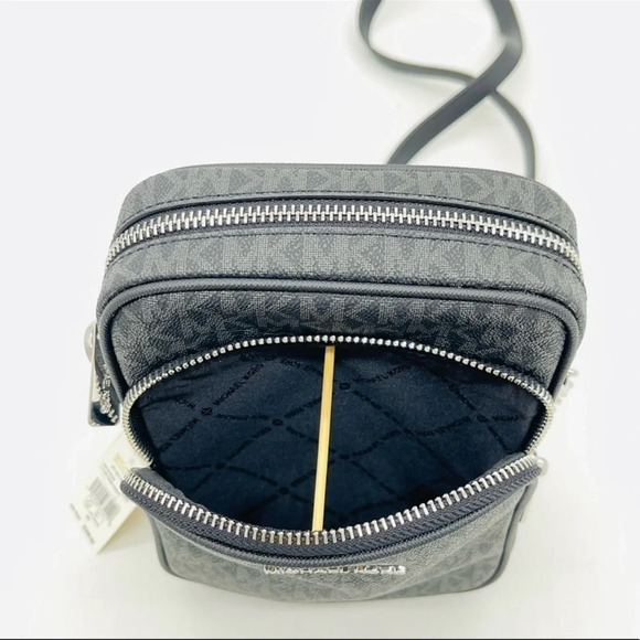 Michael Kors Medium NS Chain Xbody Bag Black Leather - Picture 4 of 11